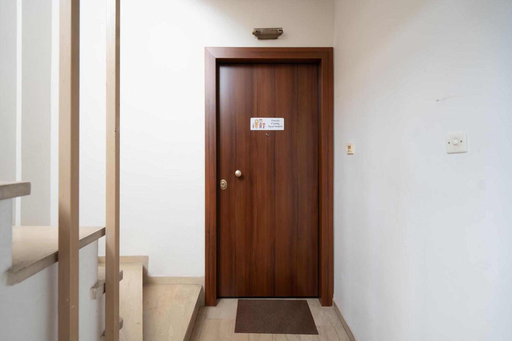 Thissio Family Apartment Athens Luaran gambar